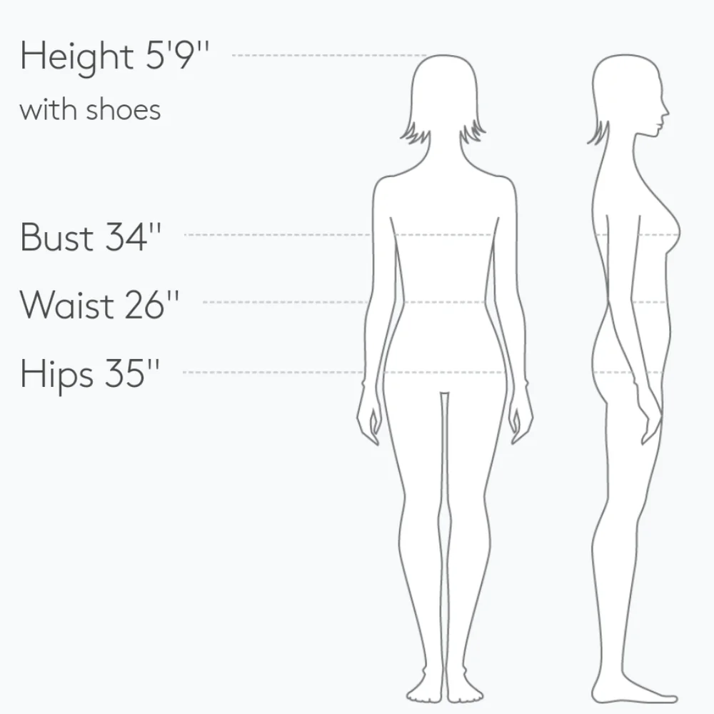 Satin Low Back Wedding Gown ✨ FREE VEIL ✨ - Picture 8 of 15